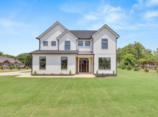 1259 Owens Rd, Greer, SC 29651