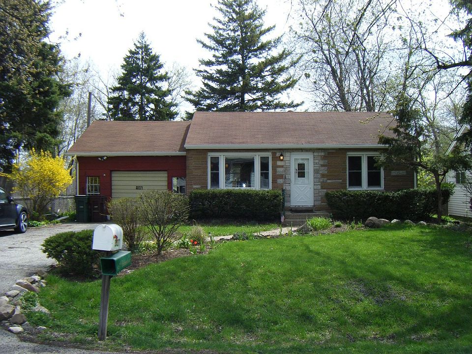 1st image of 33271 N Sunset Ave