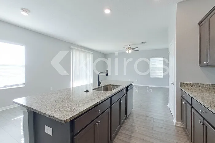 30098 Fedora Cir — Photo 9