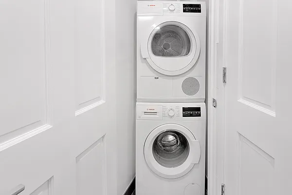 Rented by Compass | media 18