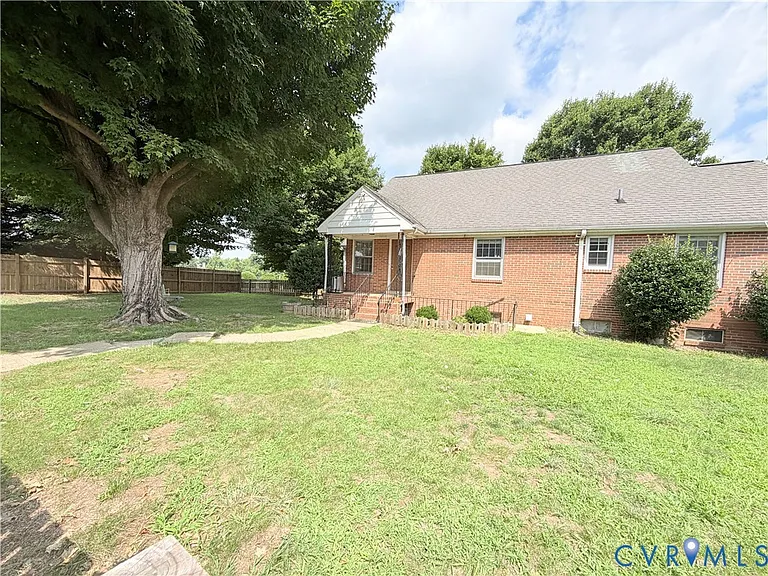 6255 Debora Dr — Photo 5