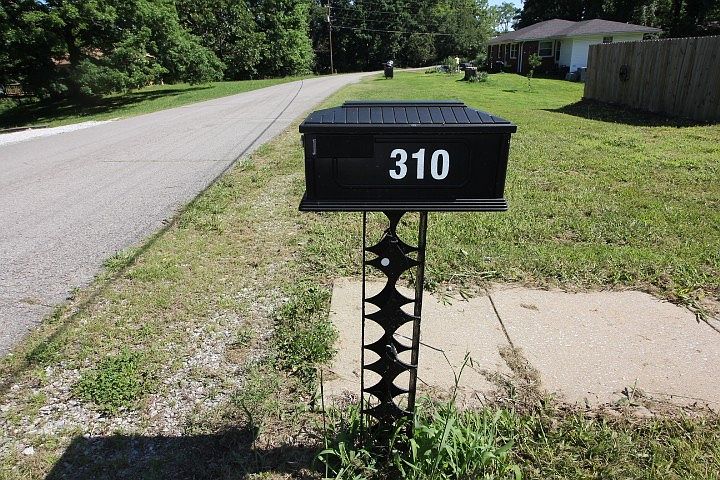 1st image of 310 Dogwood Dr