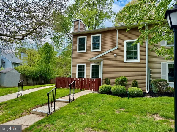 65 Woodbine Ct, Horsham, PA 19044