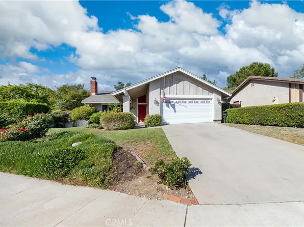 2669 Calle Bienvenido, Thousand Oaks, CA 91360