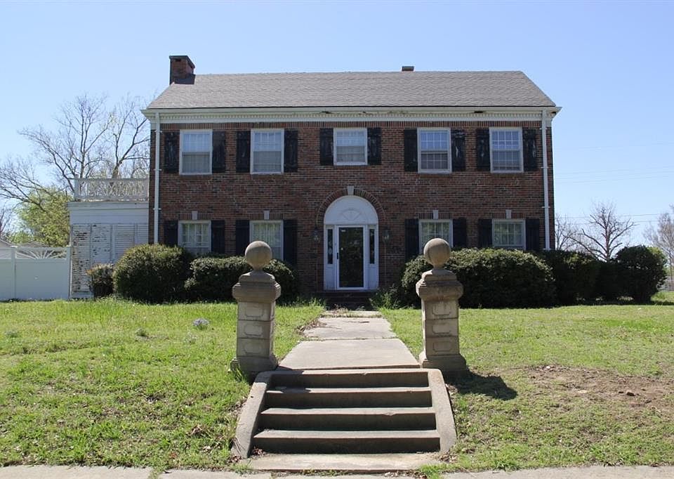 1st image of 501 S Okfuskee Ave
