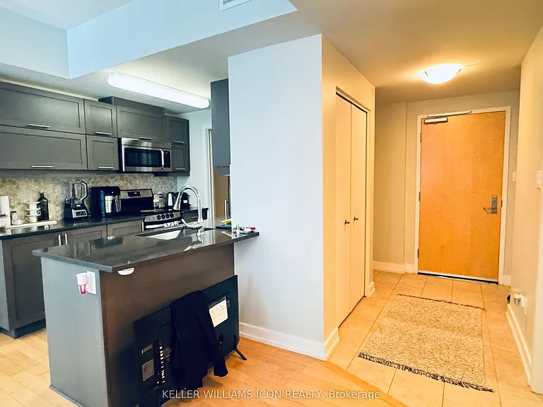 40 Nepean St #301 — Photo 5