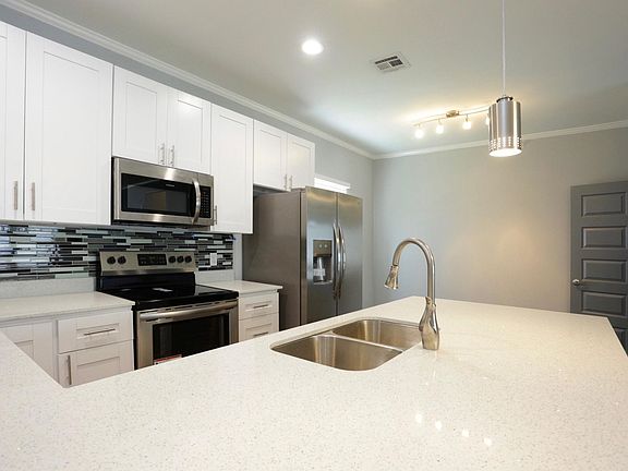 2nd image of 2608 Avenue K St