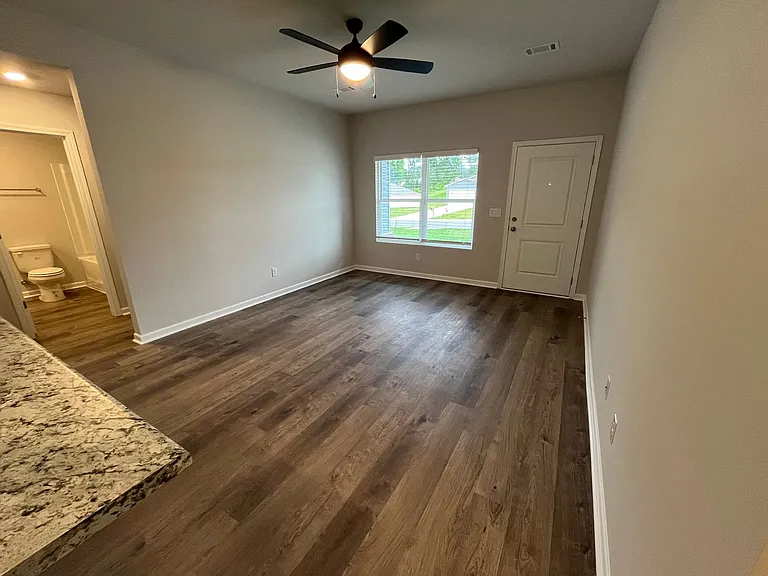 13873 Sir Lancelot Dr — Photo 2