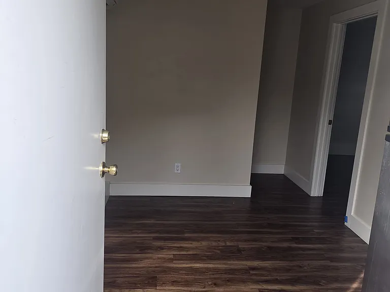 7537 Wilbur Ave — Photo 1