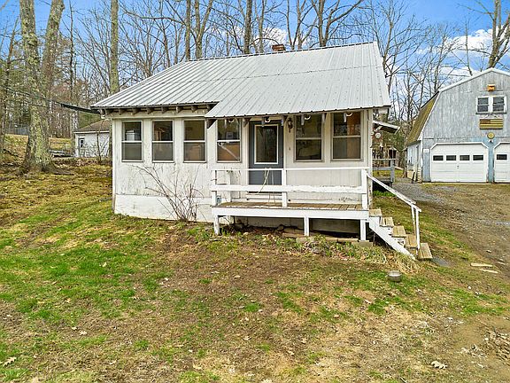 4th image of 154 Togus Road