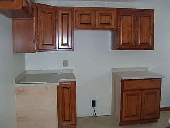 5th image of 221 Cross St