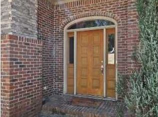 1128 Lake Point Ct, Birmingham, AL 35244