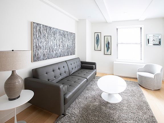 3rd image of 150 W 51st St APT 1416