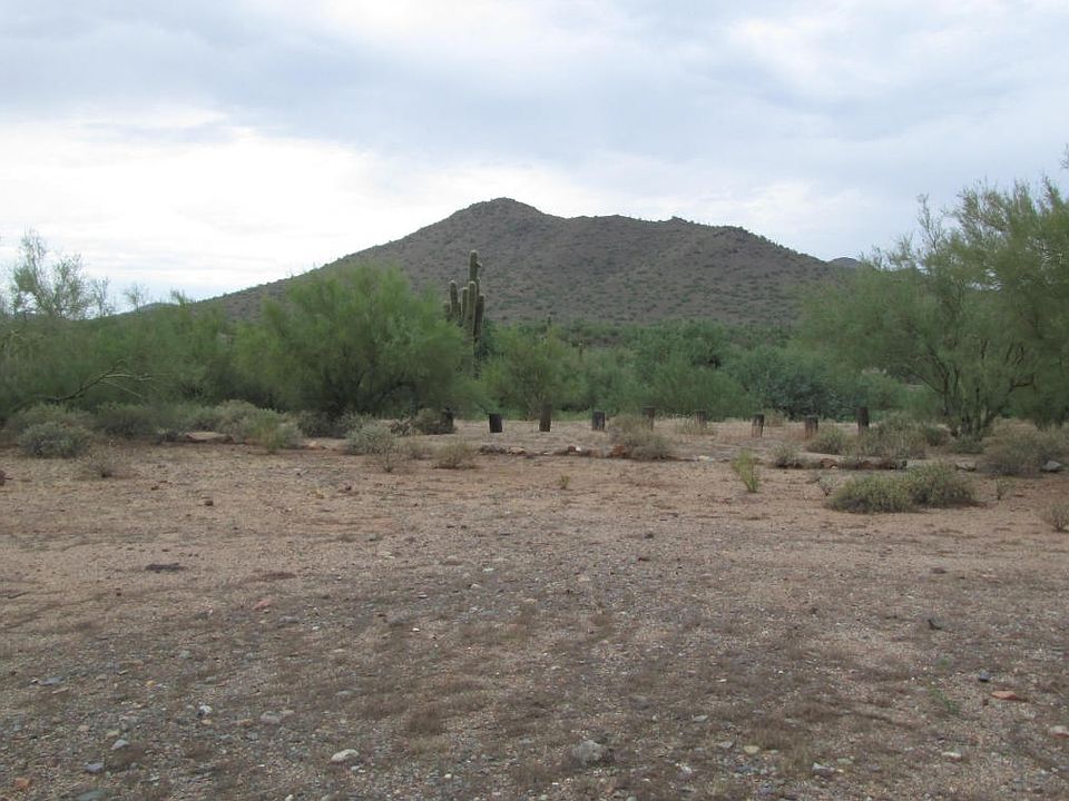 1st image of 35360 N 46th Way