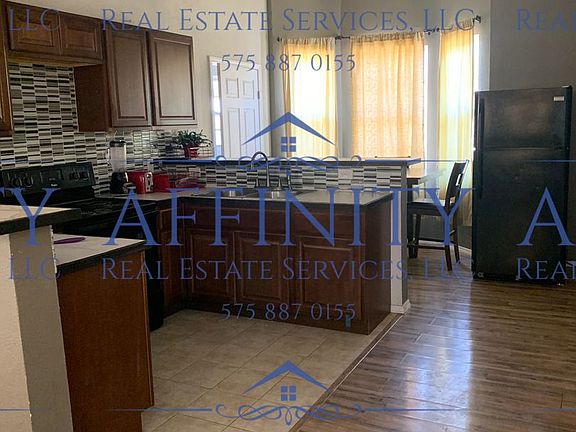 2nd image of 504 W Bonbright St #C
