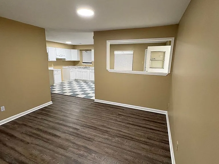 3323 Vineyard Haven Pl — Photo 4