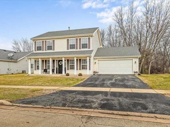 1305 Willowbrook Dr, Belvidere, IL 61008