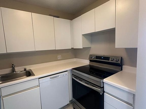3rd image of 440 N Wabash Ave APT 2410