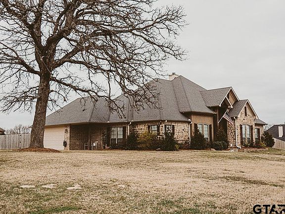2nd image of 117 Katima Ln