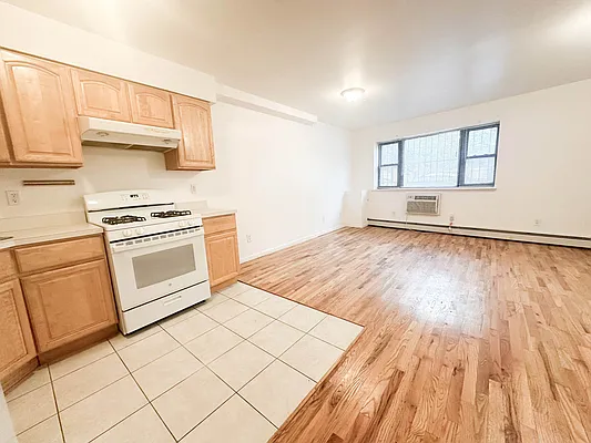 Rented by Ulas Real Estates Inc | media 4
