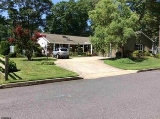 711 Shelburne Ave, Absecon, NJ 08201