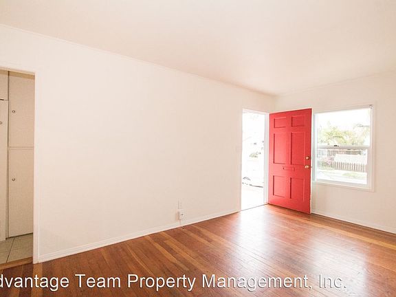 3rd image of 4428 Haines St #1477