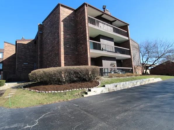 14624 Scarborough Ct APT G1, Oak Forest, IL 60452