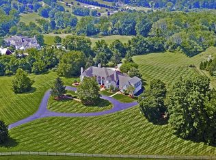 6 Winston Farm Ln, Far Hills, NJ 07931