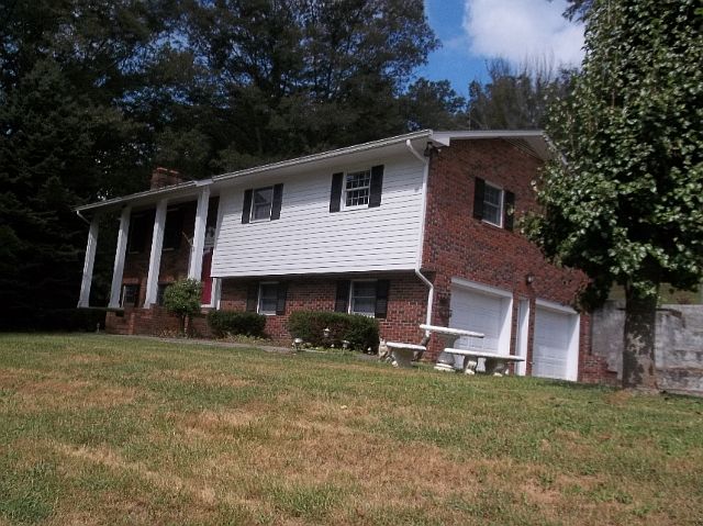 2nd image of 2586 Goshen Valley Rd
