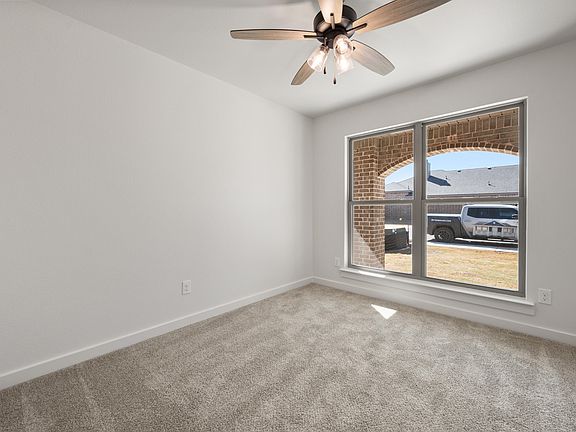 4th image of 8610 24th St