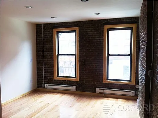 Rented by Oxford Property Group | media 8