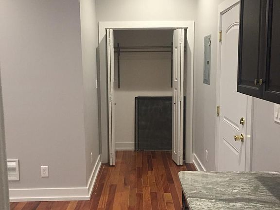 5th image of 1236 E Columbia Ave #2A