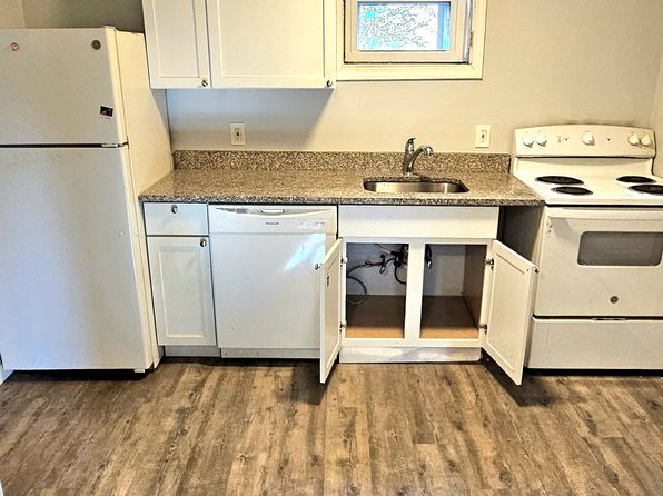 1027 Cochran Mill Rd, Clairton, PA