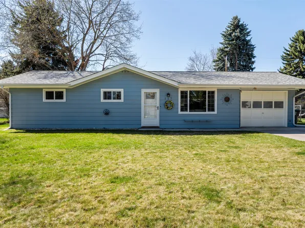 127 Wapikiya Dr, Missoula, MT 59803