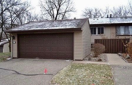 1st image of 13 River Woods Ln