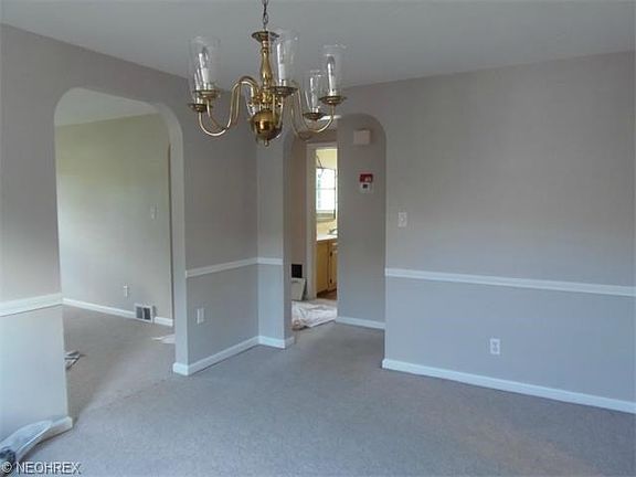 4th image of 415 Old Shay Ln