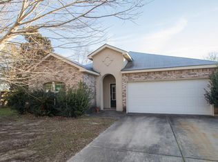 10395 English Manor Dr, Gulfport, MS 39503
