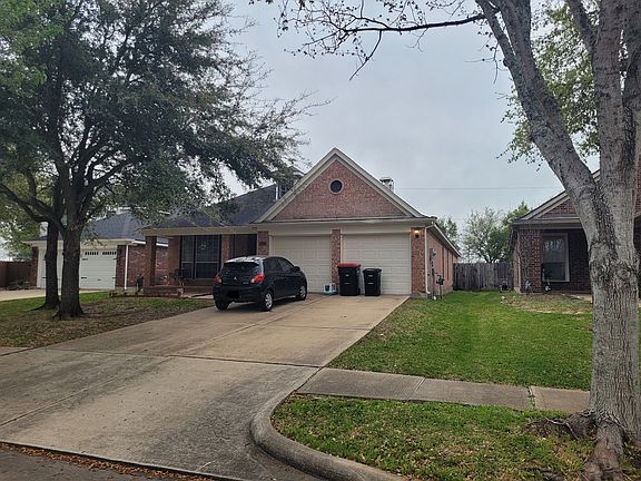 2nd image of 1415 Sand Lake Ln