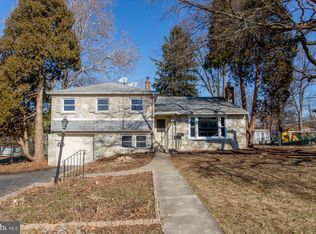 1851 Meadowbrook Rd, Abington, PA 19001