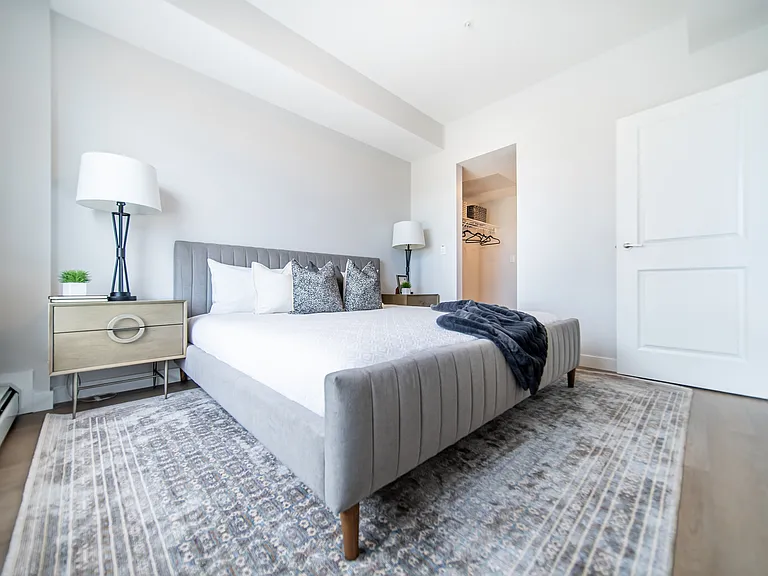 3859 Market St SE — Photo 11