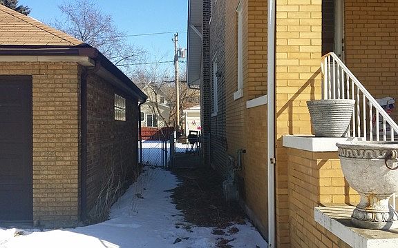 5th image of 3211 Cuyler Ave