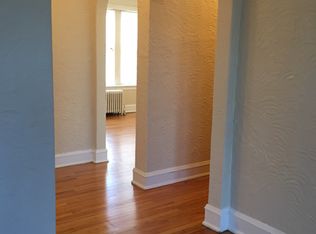 111 Lincoln Ave APT 3B, Riverside, IL 60546