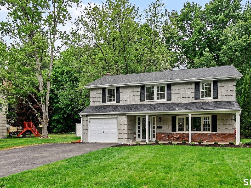 1st image of 44 Barmore Drive West