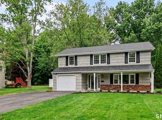 44 Barmore Drive West, Stamford, CT 06905