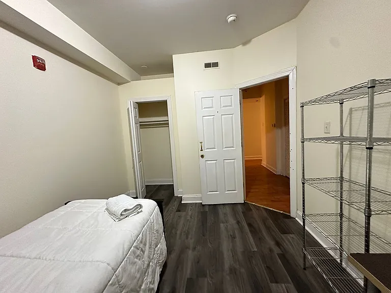 437 N Wiota St — Photo 39