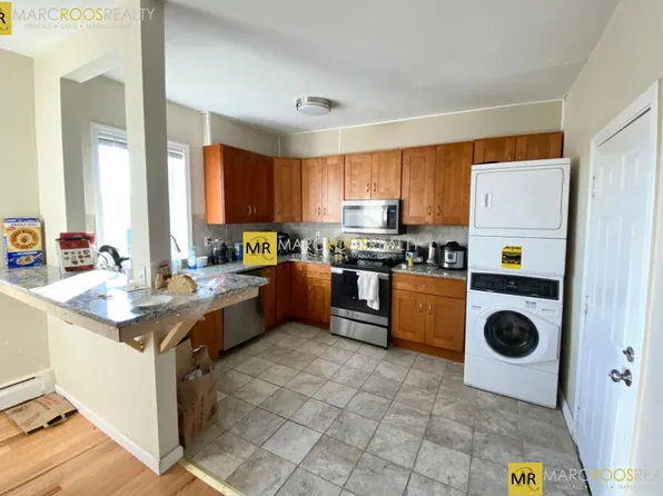 (undisclosed Address), Roxbury Crossing, MA 02120