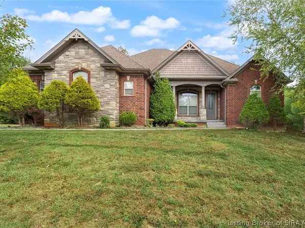 2945 Crescent Hill Drive NE, Corydon, IN 47112