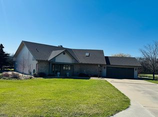 1 Burlingwood Ct, Burlington, KS 66839