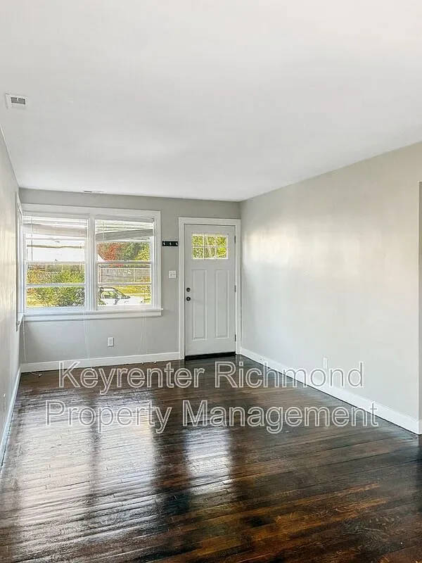 3 bed, 1.0 bath, 1000 sqft, $1,750 — Photo 4