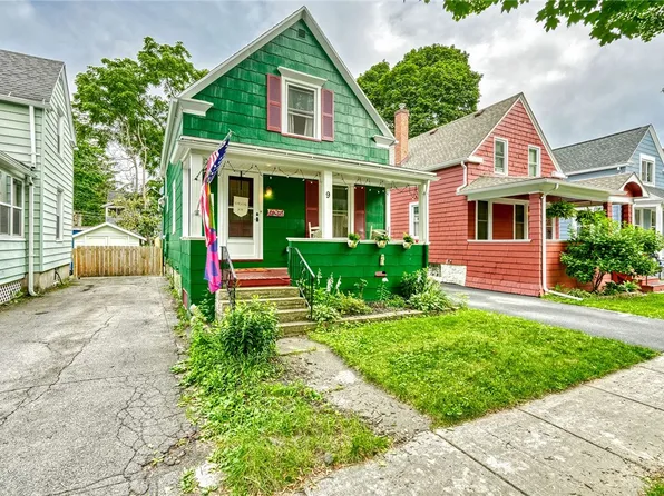 9 Regent St, Rochester, NY 14607
